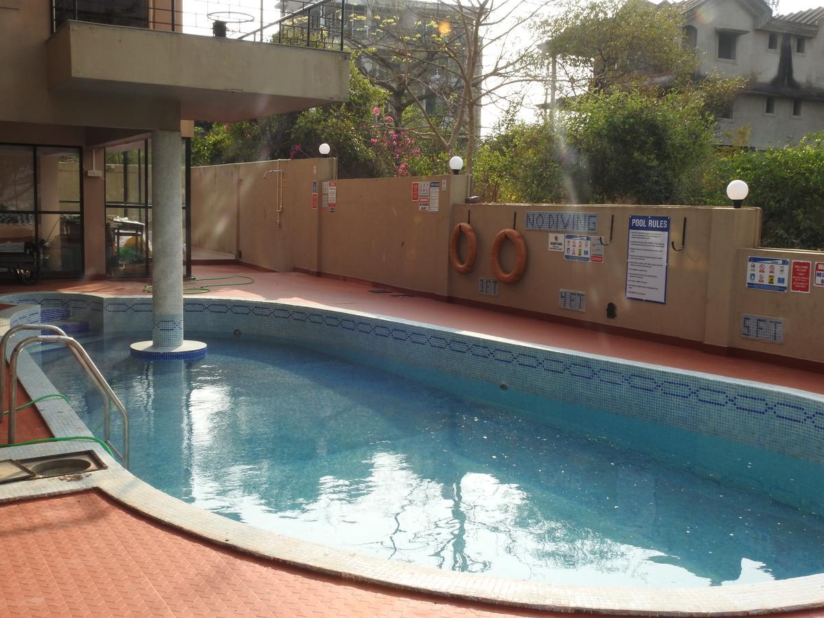 Goa Highridge Residency Hotel ปณชี ภายนอก รูปภาพ